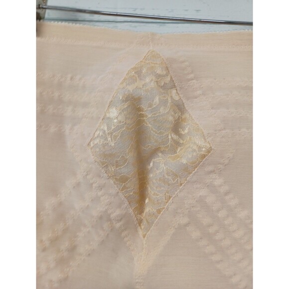 Vtg RAGO 6269 Leg Shaper Pant Girdle Firm Shaping Nude Capri Shapewear S M L 26 - Picture 2 of 7